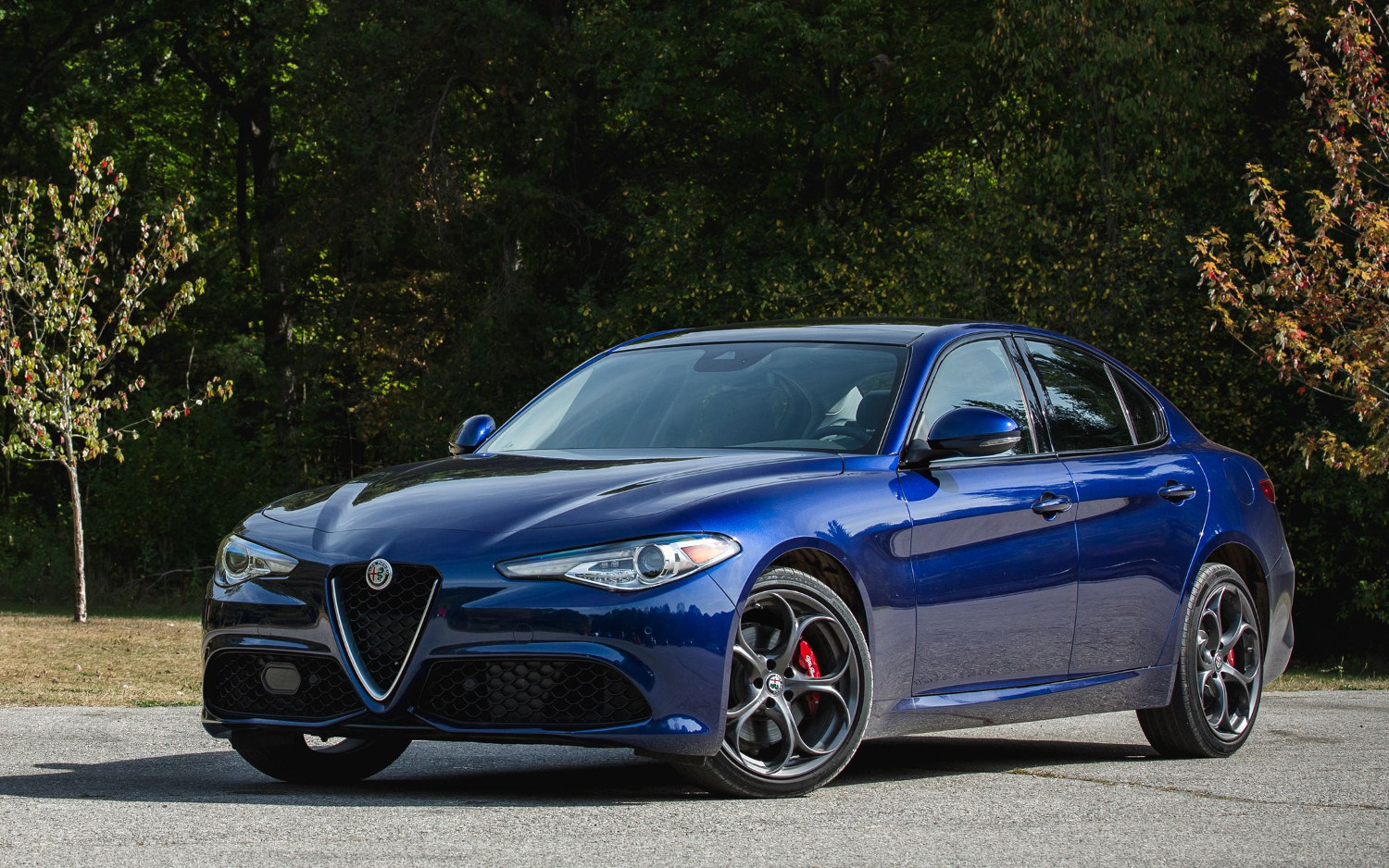 Comparison Alfa Romeo Giulia Sport 2018 Vs Alfa